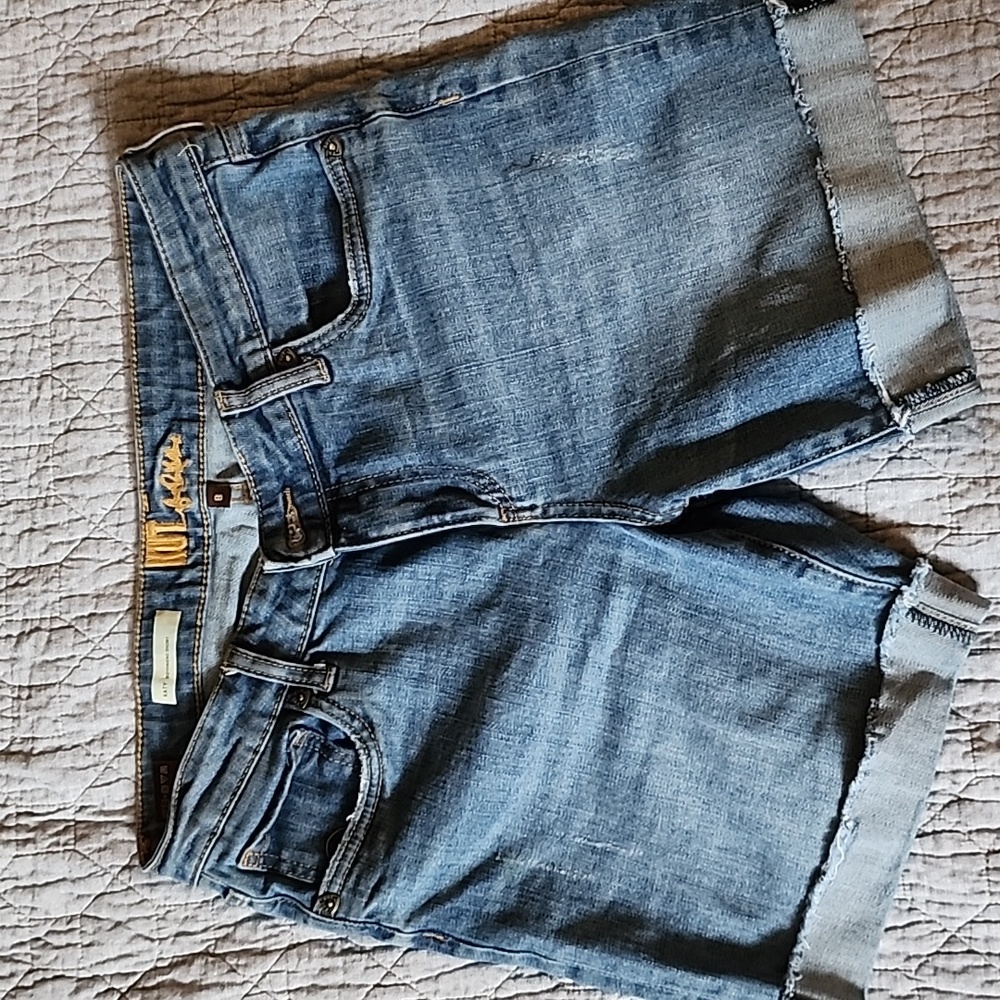 KUT size 8 shorts